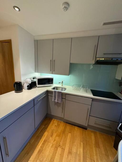 1 Bedroom In Piccadilly Circus St James Cov1 Londra Exterior foto